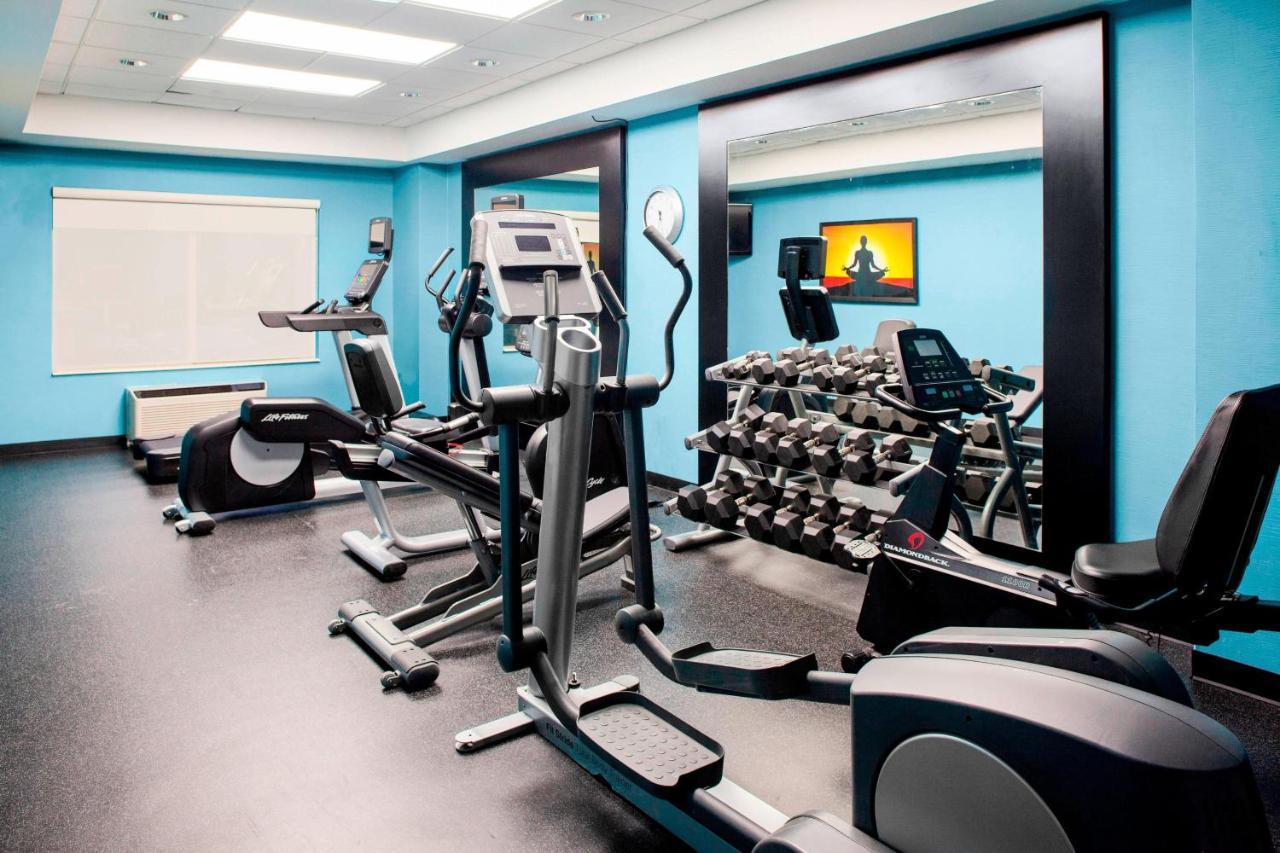 Fairfield Inn & Suites Мейкон Экстерьер фото